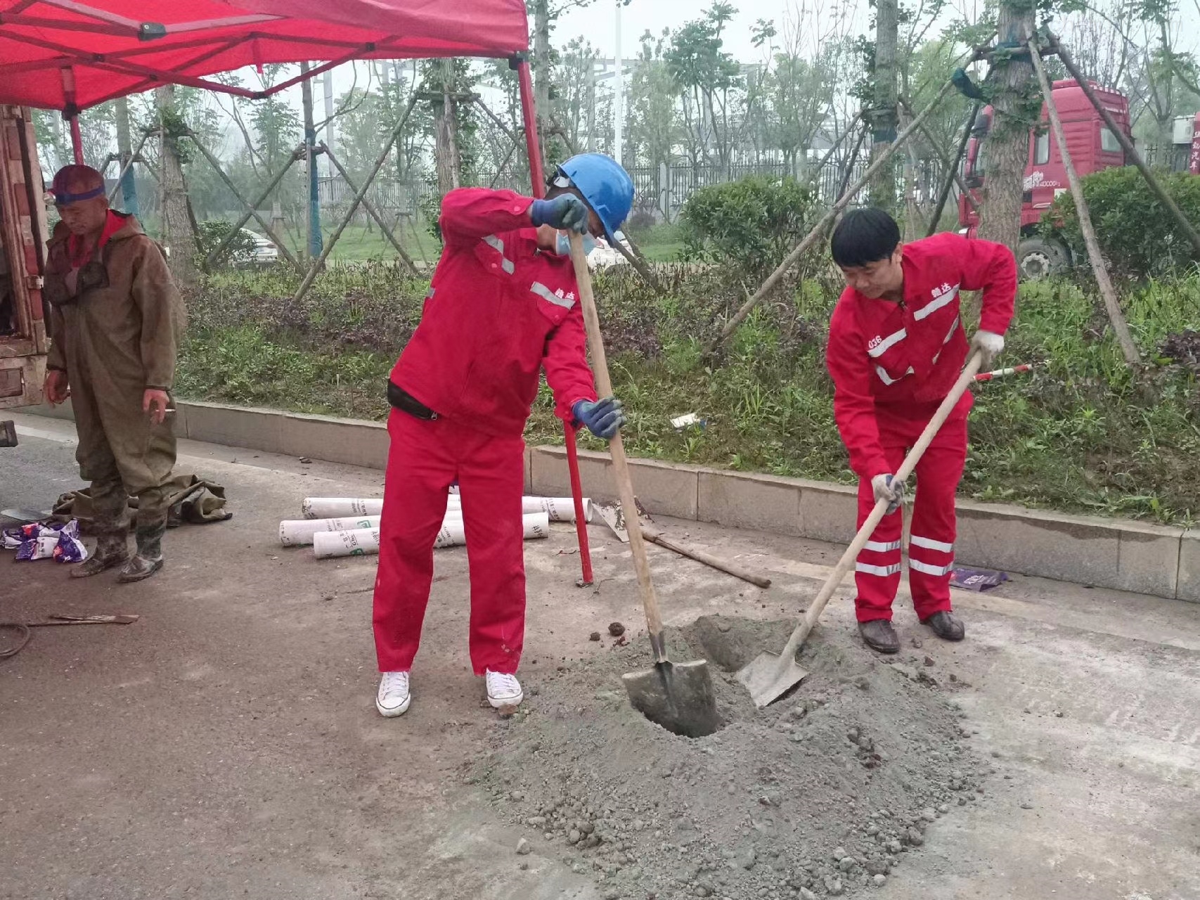 泾源管道疏通哪家好】及时进行市政管道清淤